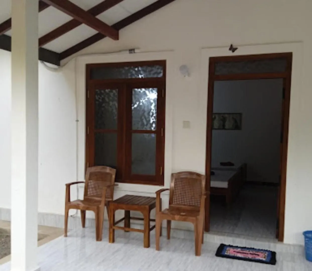 Inn Lion Den Airport Transit Hotel, By Lion Voyages Private Limited, Free Airport Pickup & Drop, Free Wi-Fi , Excellent Customer Service Katunayake Sri Lanka