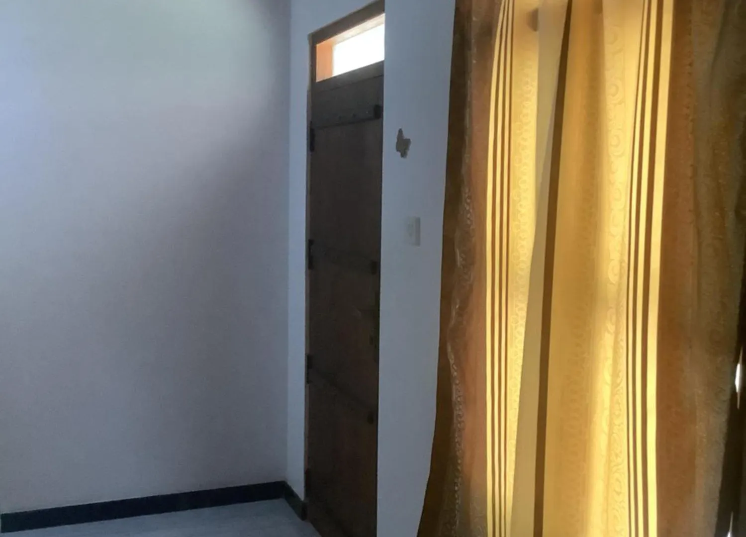 Lion Den Airport Transit Hotel, By Lion Voyages Private Limited, Free Airport Pickup & Drop, Free Wi-Fi , Excellent Customer Service Katunayake 0*,
